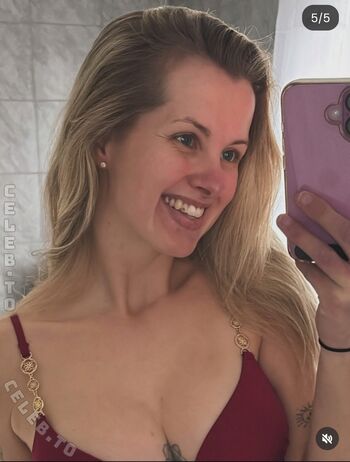 Full leaked Inaacoladaa private onlyfans photo