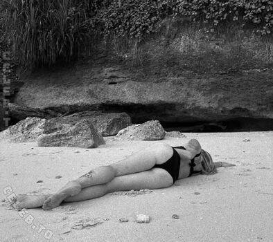 Full leaked Inaacoladaa private onlyfans photo