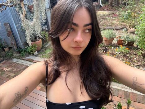 Full leaked Inas elashiry private photo