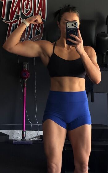Full leaked Indi hartwell private photo
