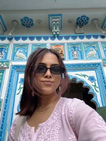 Full leaked Indian girls page private onlyfans photo