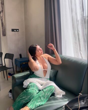 Full leaked Indian girls page private onlyfans photo