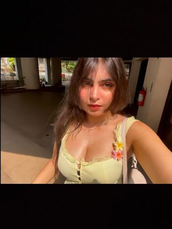 Full leaked Indian girls page private onlyfans photo