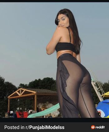 Full leaked Indian girls page private onlyfans photo