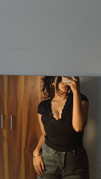 Full leaked Indian naughty stuff page private onlyfans photo