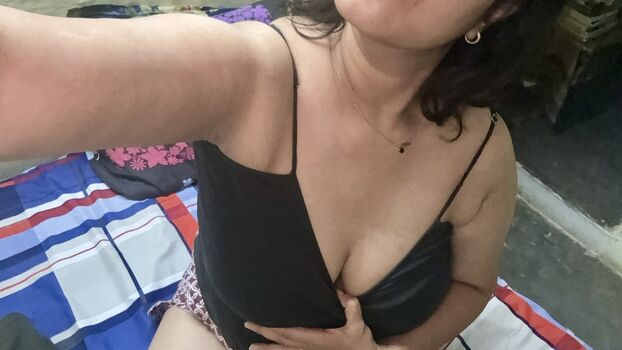 Full leaked Indian naughty stuff page private photo