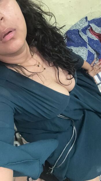 Full leaked Indian naughty stuff private photo