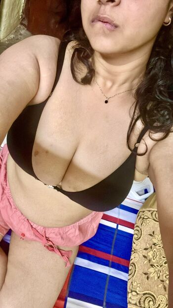 Full leaked Indian naughty stuff page private photo