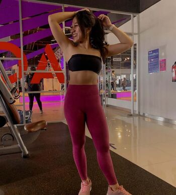 Full leaked Indonesian girls  page private onlyfans photo