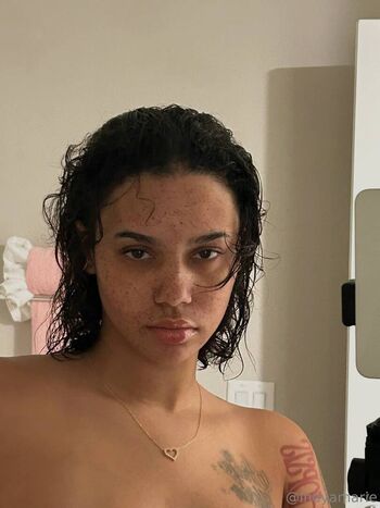 Full leaked Indyamarie page private photo