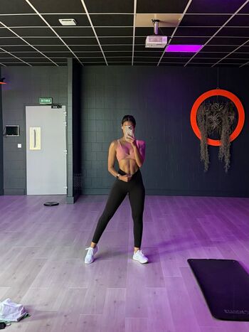 Full leaked Ines loucif private photo