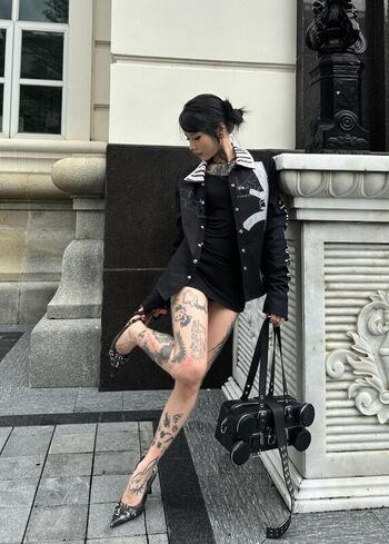 Full leaked Inked feet private photo