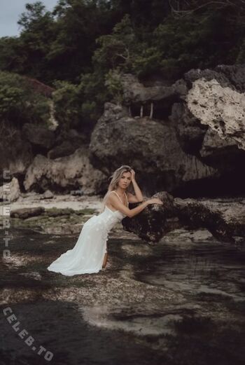 Full leaked Inspiredbydzeni private onlyfans photo