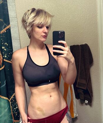 Full leaked Ipeachysweet page private onlyfans photo