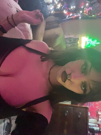 Full leaked Ipukeglitter page private photo