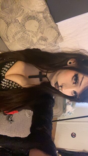 Full leaked Ipukeglitter private photo