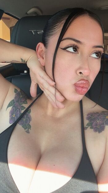 Full leaked Ireeneechaaveez page private onlyfans photo