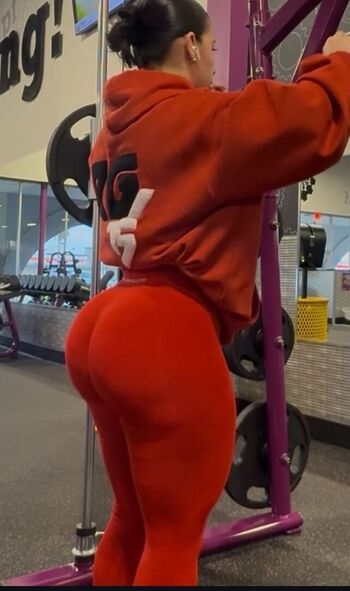 Full leaked Ireeneechaaveez private onlyfans photo