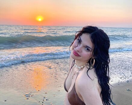 Full leaked Irem avci private photo