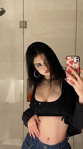 Full leaked Irem avci private photo