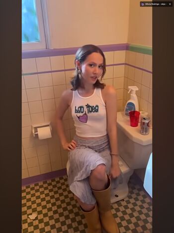 Full leaked Iris apatow page private onlyfans photo