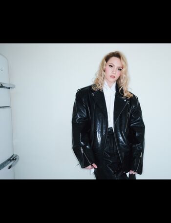 Full leaked Iris apatow page private onlyfans photo