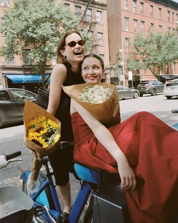 Full leaked Iris apatow private photo