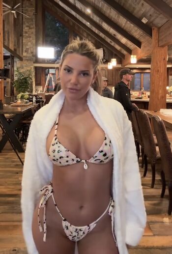 Full leaked Iris kendal private onlyfans photo