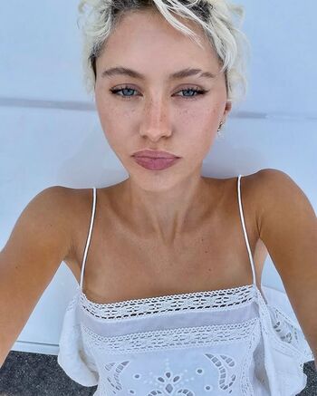 Full leaked Iris law private onlyfans photo