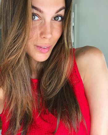 Full leaked Iris mittenaere  page private onlyfans photo