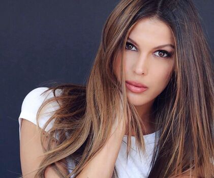 Full leaked Iris mittenaere private onlyfans photo