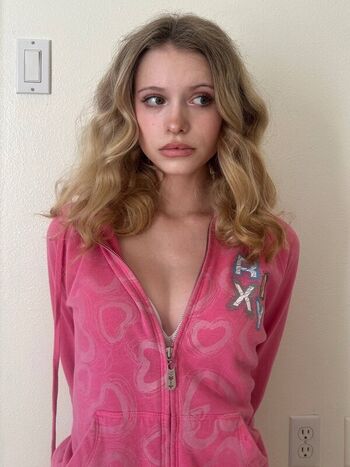 Full leaked Iris sisto private photo