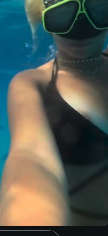 Full leaked Iris vallarani private photo