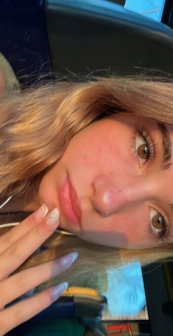 Full leaked Iris vallaranii private onlyfans photo