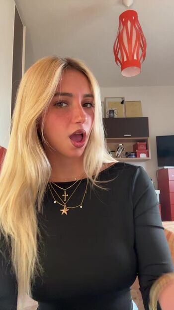 Full leaked Iris vallaranii private photo