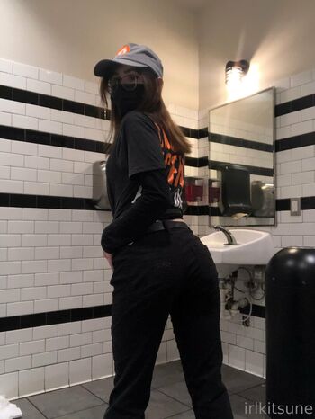 Full leaked Irlkitsune private photo