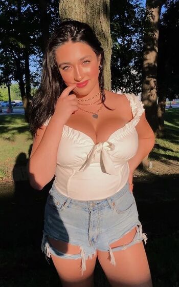 Full leaked Isa curry private onlyfans photo