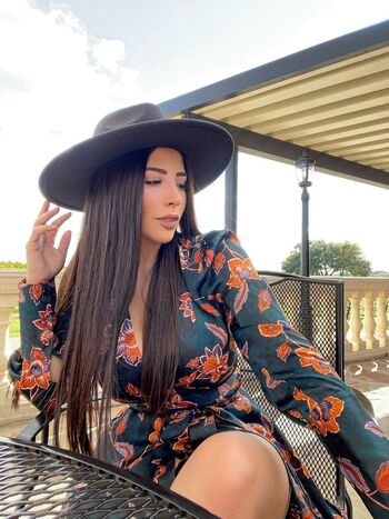 Full leaked Isa monique hurtado page private onlyfans photo