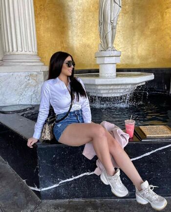 Full leaked Isa monique hurtado page private onlyfans photo