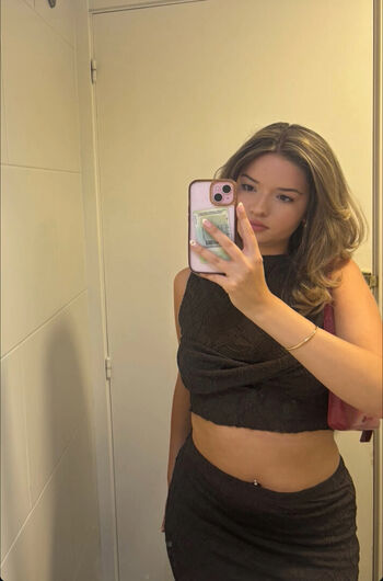 Full leaked Isabel howard private photo