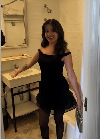 Full leaked Isabela merced page private onlyfans photo