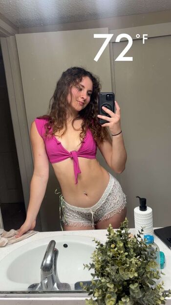 Full leaked Isabelaluckoww private photo