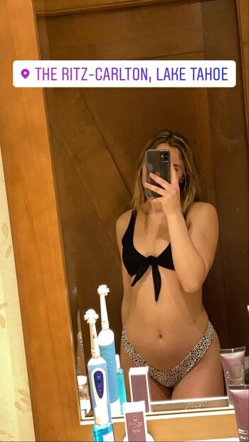 Full leaked Isabelaluckoww private photo