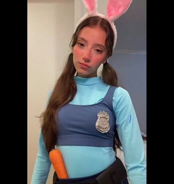 Isabele Machado Alves