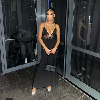 Full leaked Isabella czarnocki page private onlyfans photo