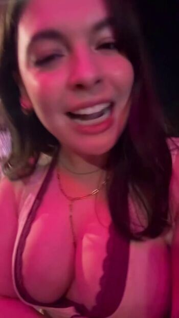 Full leaked Isabella gomez private onlyfans photo