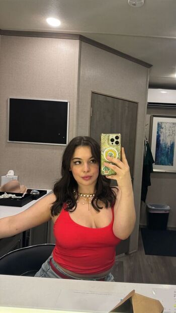 Isabella Gomez