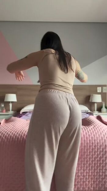 Full leaked Isabella lacerda private photo