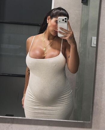 Full leaked Isabella ladera private onlyfans photo