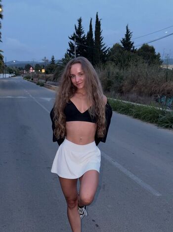 Full leaked Isabelyvonne private photo